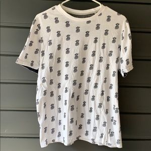 White pineapple crew neck T-shirt